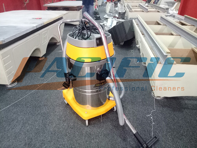 Máy hút bụi thảm cho quán bida tại TP.HCM